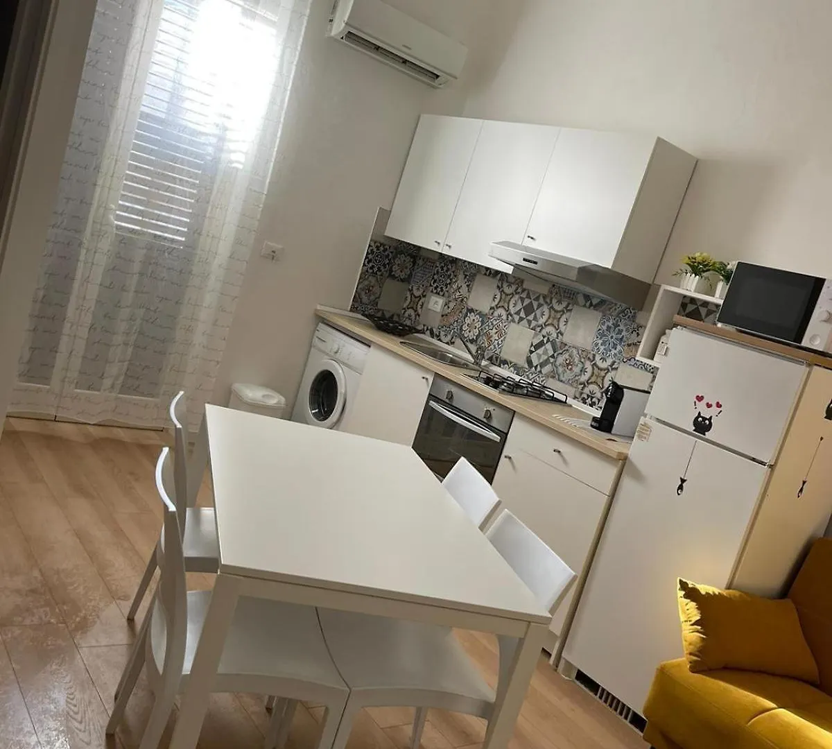 Mazzini House Apartment Isola delle Femmine Italy