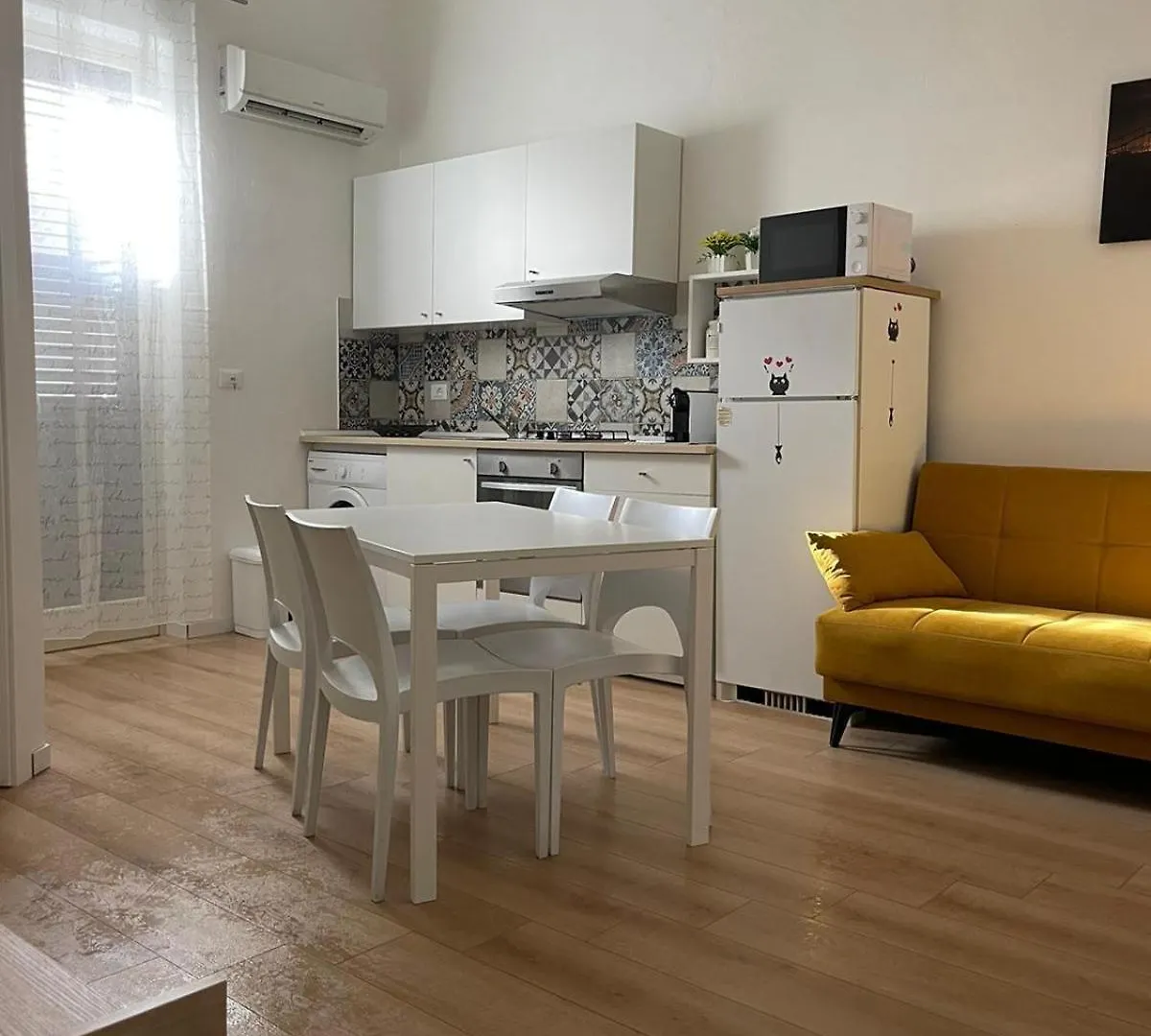 Mazzini House Apartment Isola delle Femmine Italy